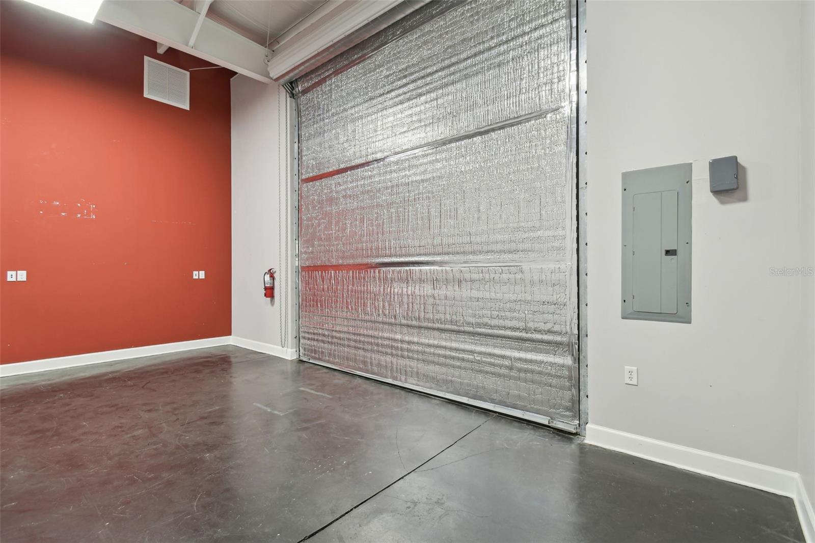 Listing photo id 59 for 13908 Monroes Business Park