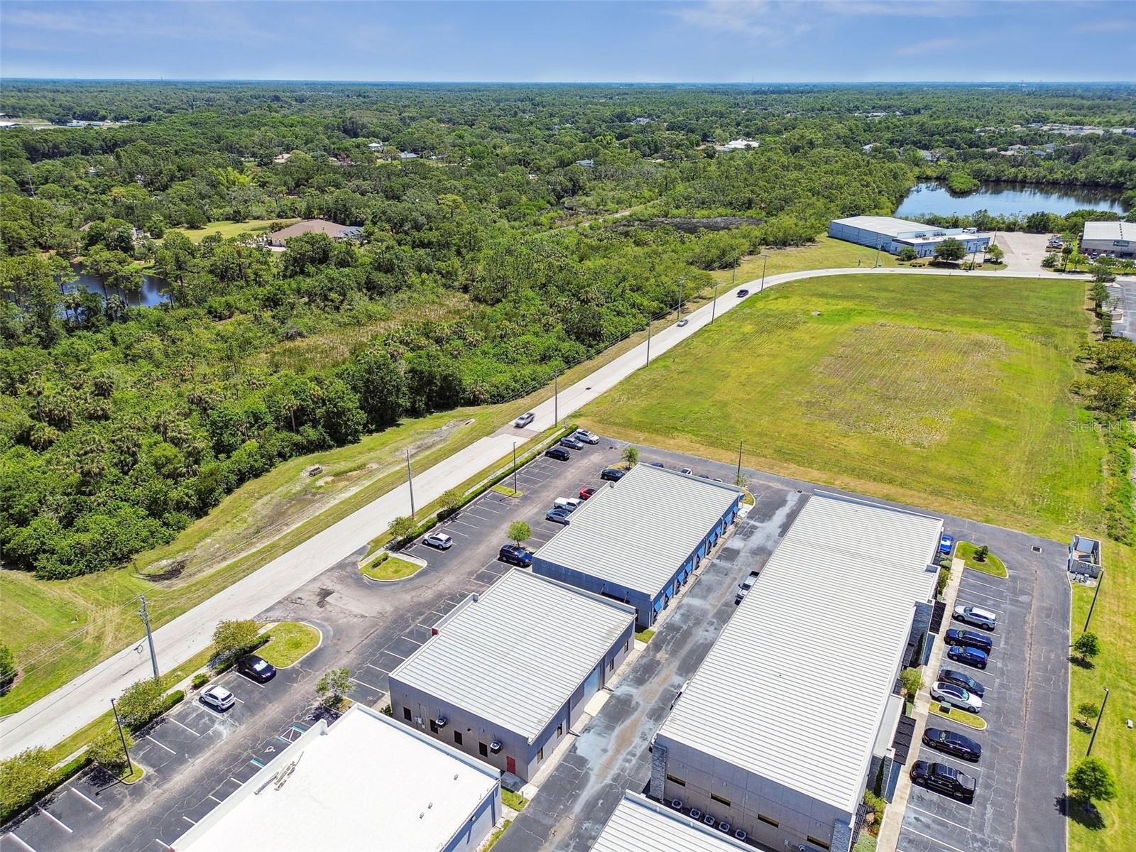Listing photo id 72 for 13908 Monroes Business Park