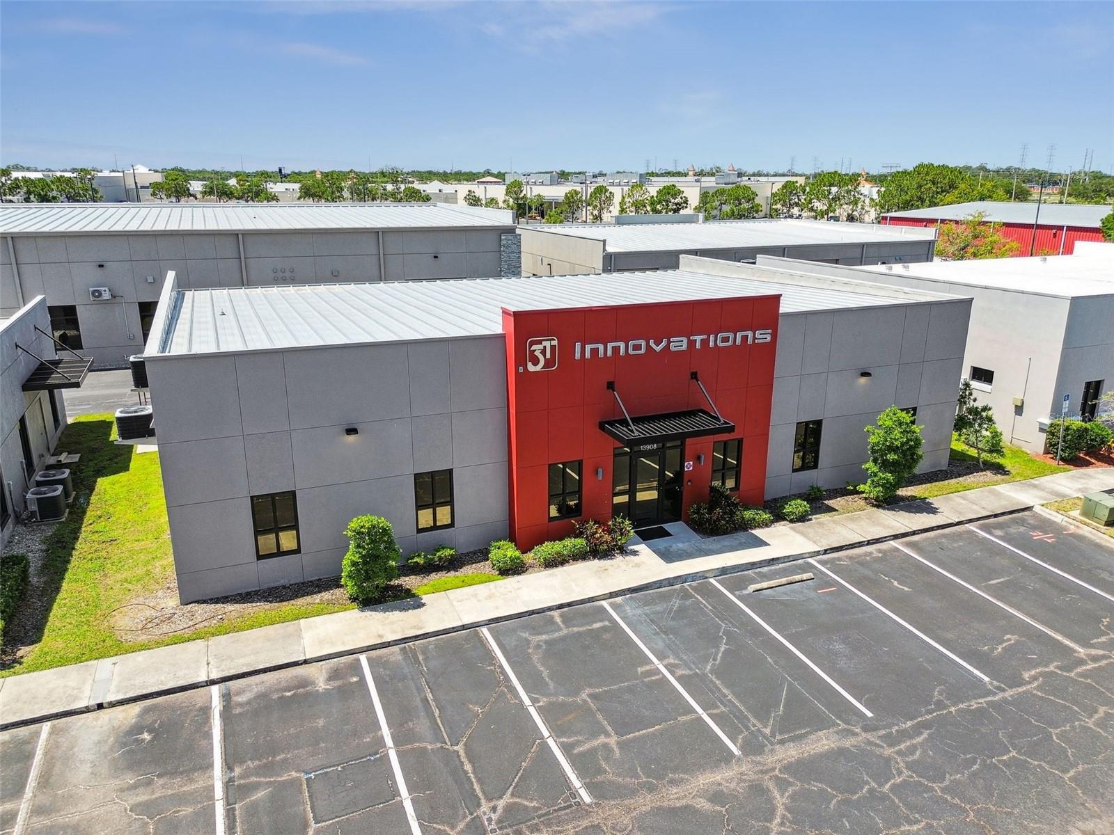 Listing photo id 77 for 13908 Monroes Business Park