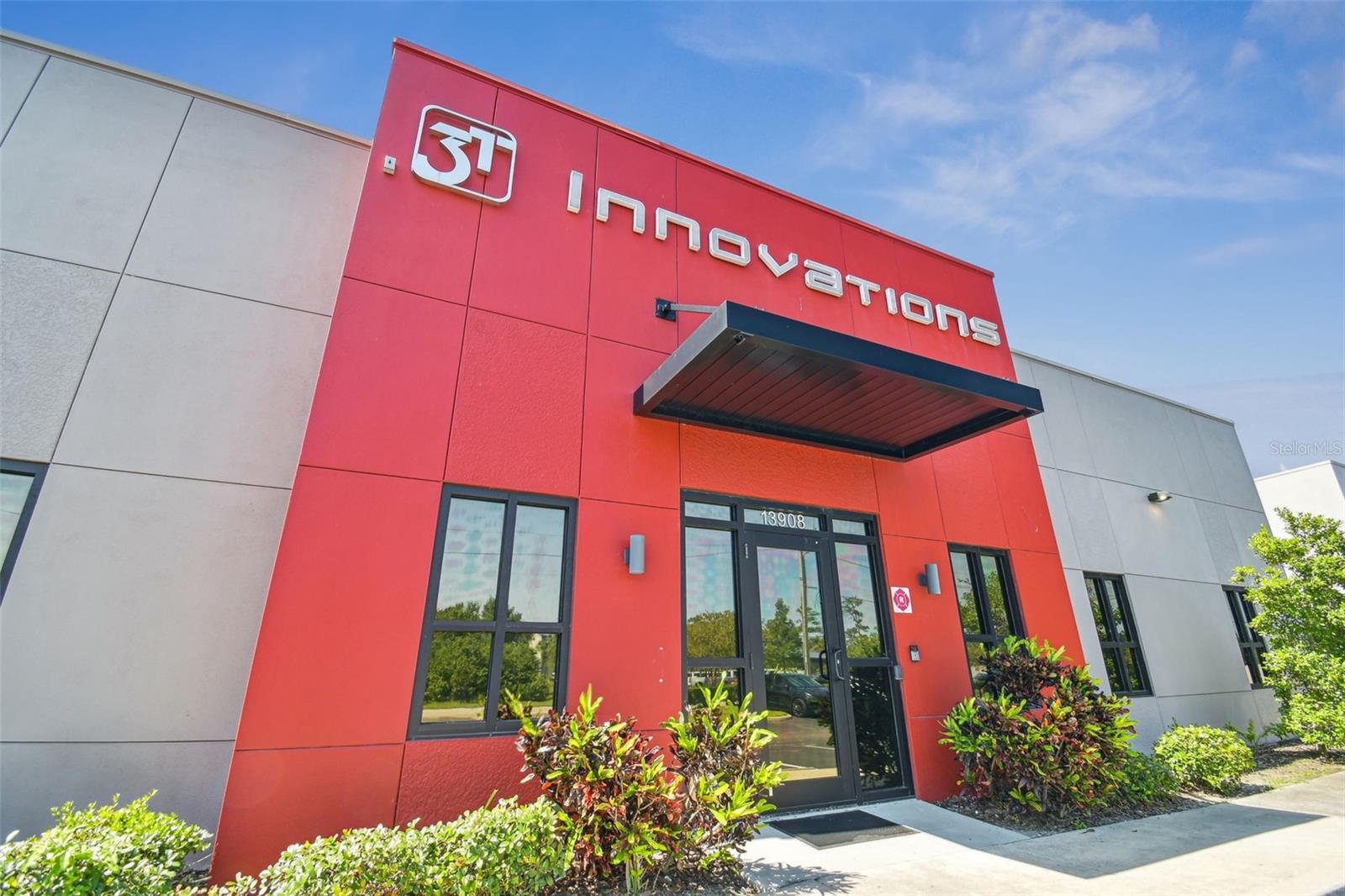 Listing photo id 6 for 13908 Monroes Business Park