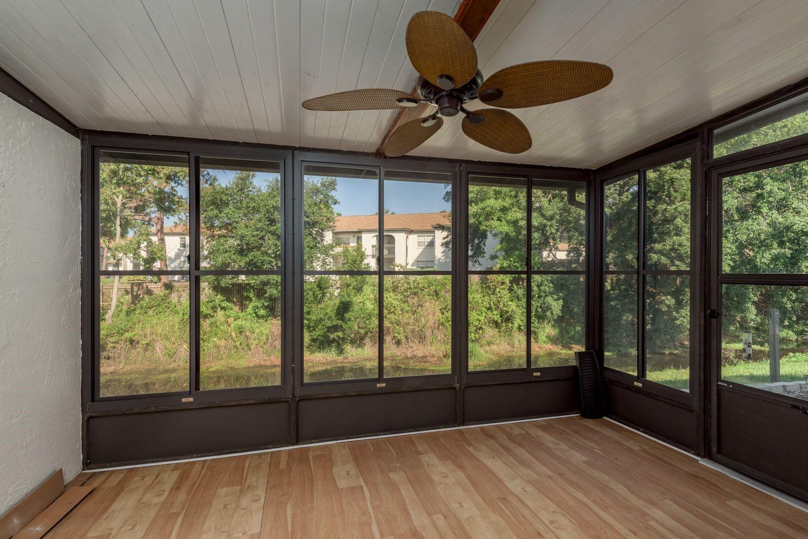 Listing photo id 21 for 4039 La Pasida Lane