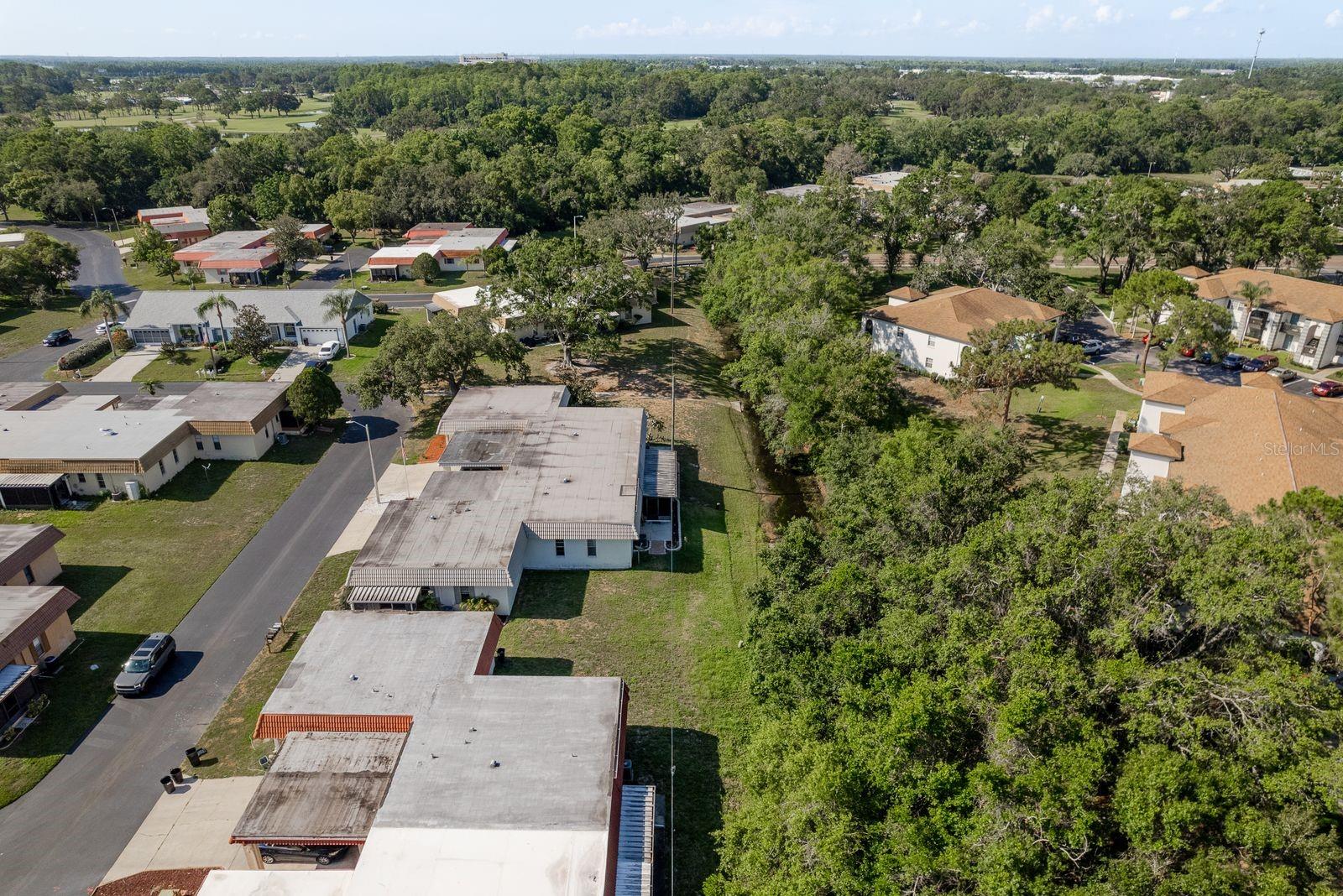 Listing photo id 36 for 4039 La Pasida Lane