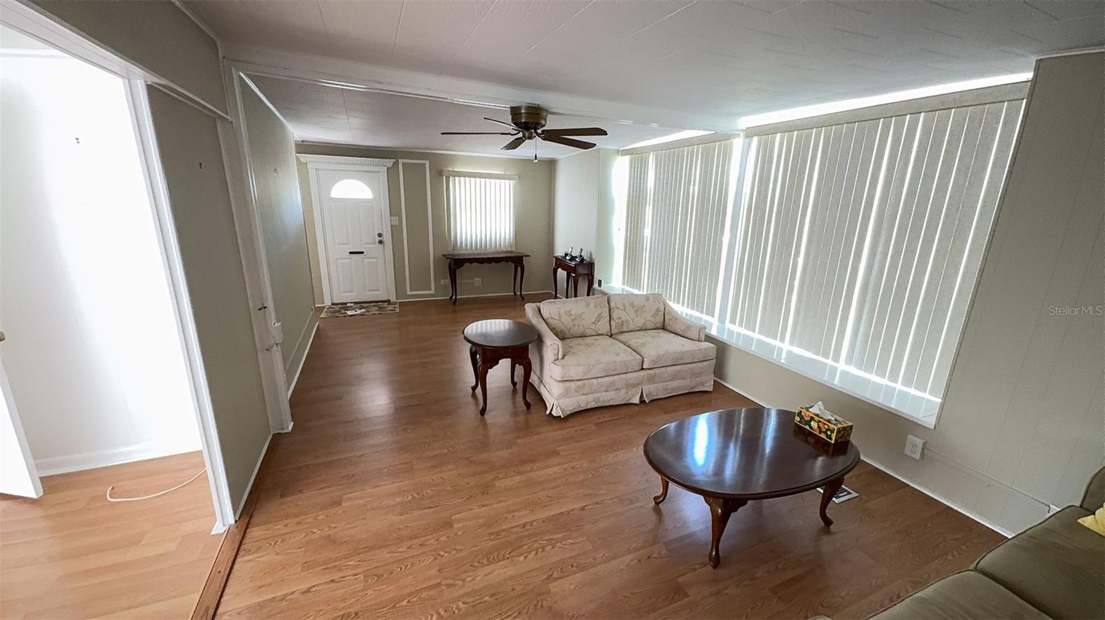 Image 10 of 51 For 4851 Gandy Boulevard B7l23