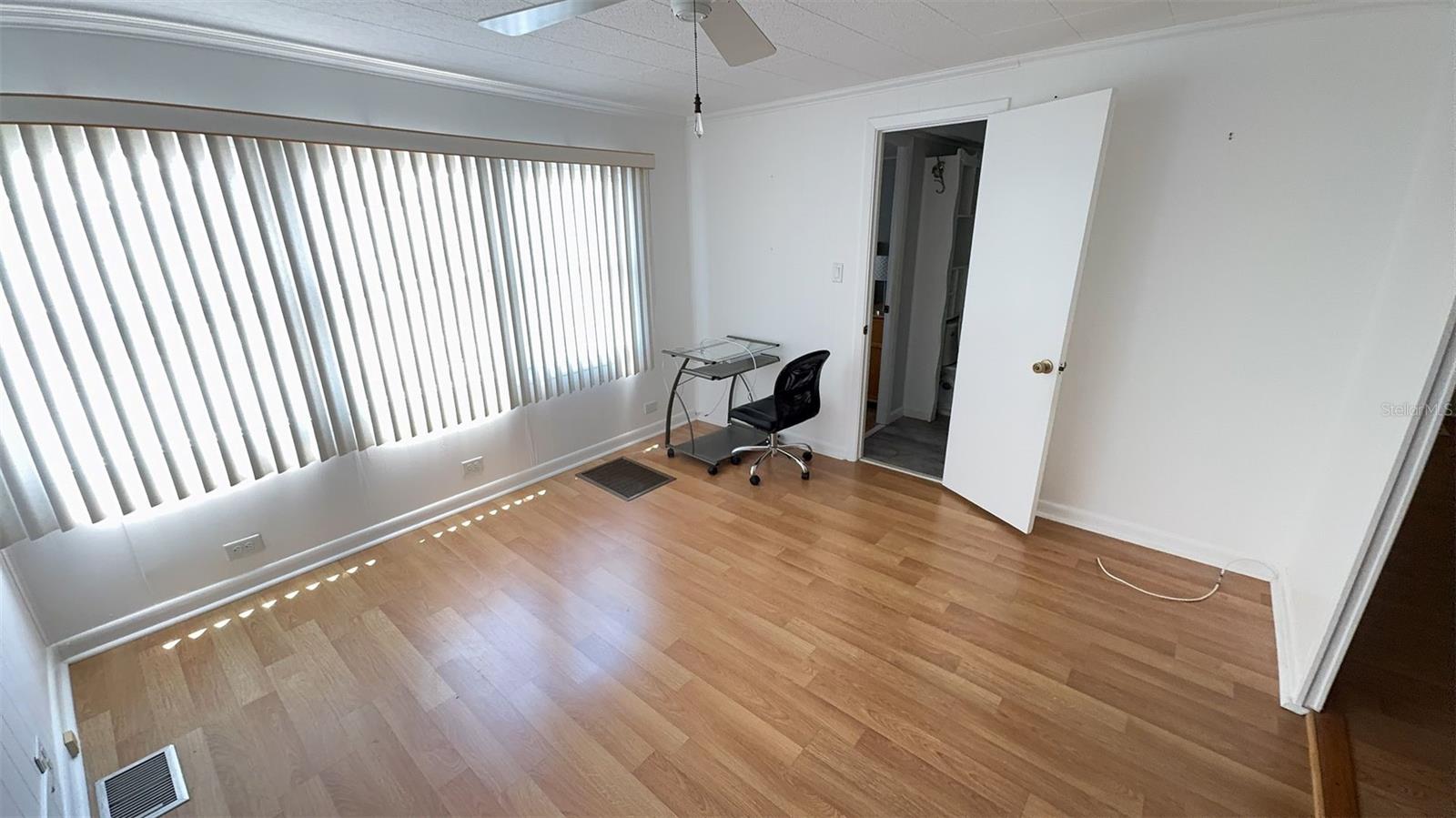 Image 17 of 51 For 4851 Gandy Boulevard B7l23