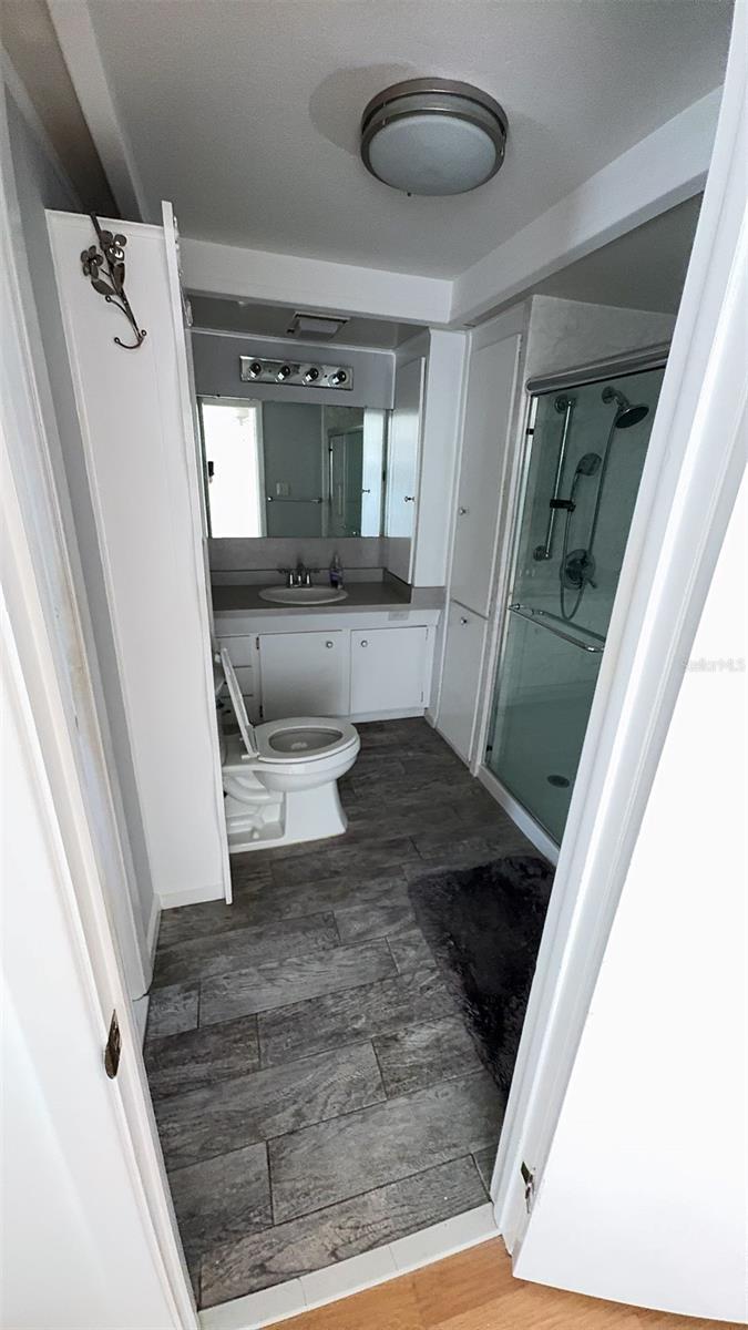 Image 19 of 51 For 4851 Gandy Boulevard B7l23