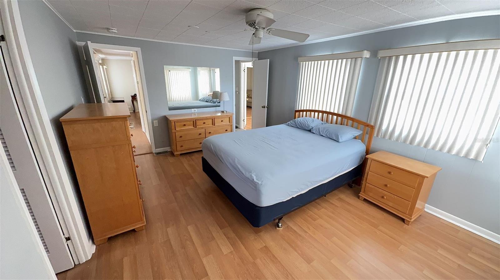 Image 22 of 51 For 4851 Gandy Boulevard B7l23
