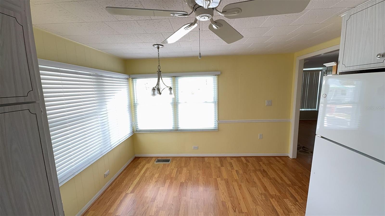 Image 26 of 51 For 4851 Gandy Boulevard B7l23