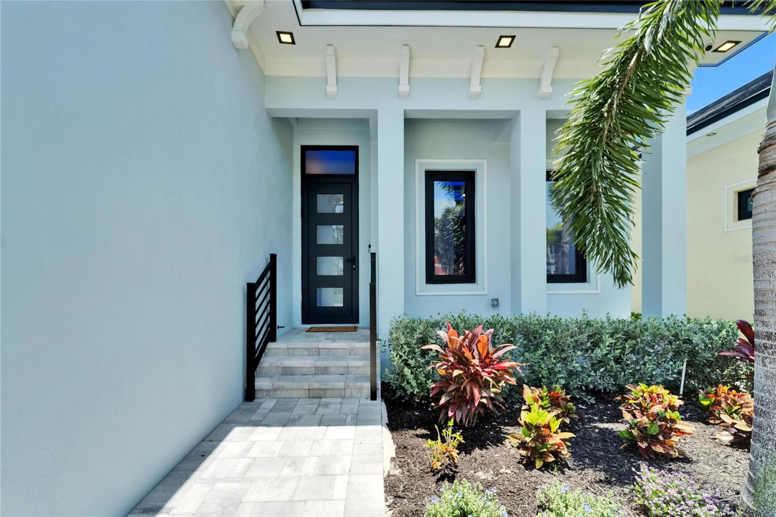 Image 7 of 85 For 6530 Simone Shores Circle