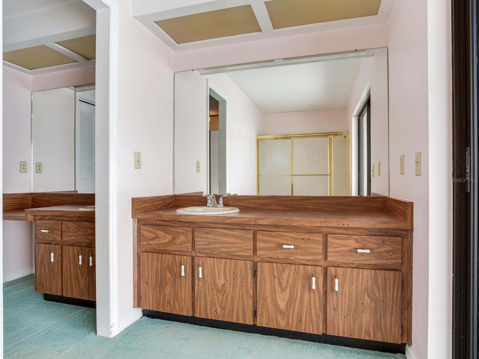 Listing photo id 16 for 2217 High Point Drive