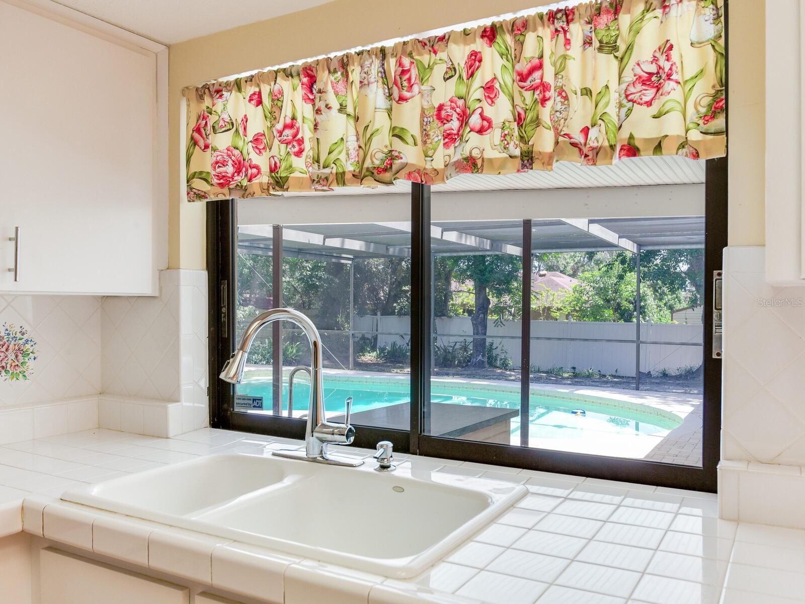 Listing photo id 23 for 2217 High Point Drive