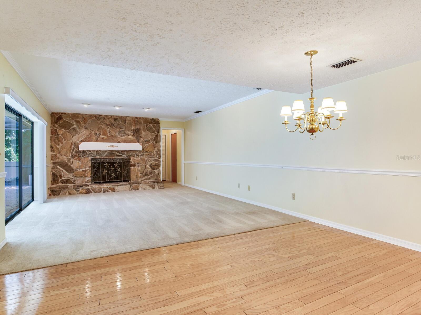 Listing photo id 24 for 2217 High Point Drive