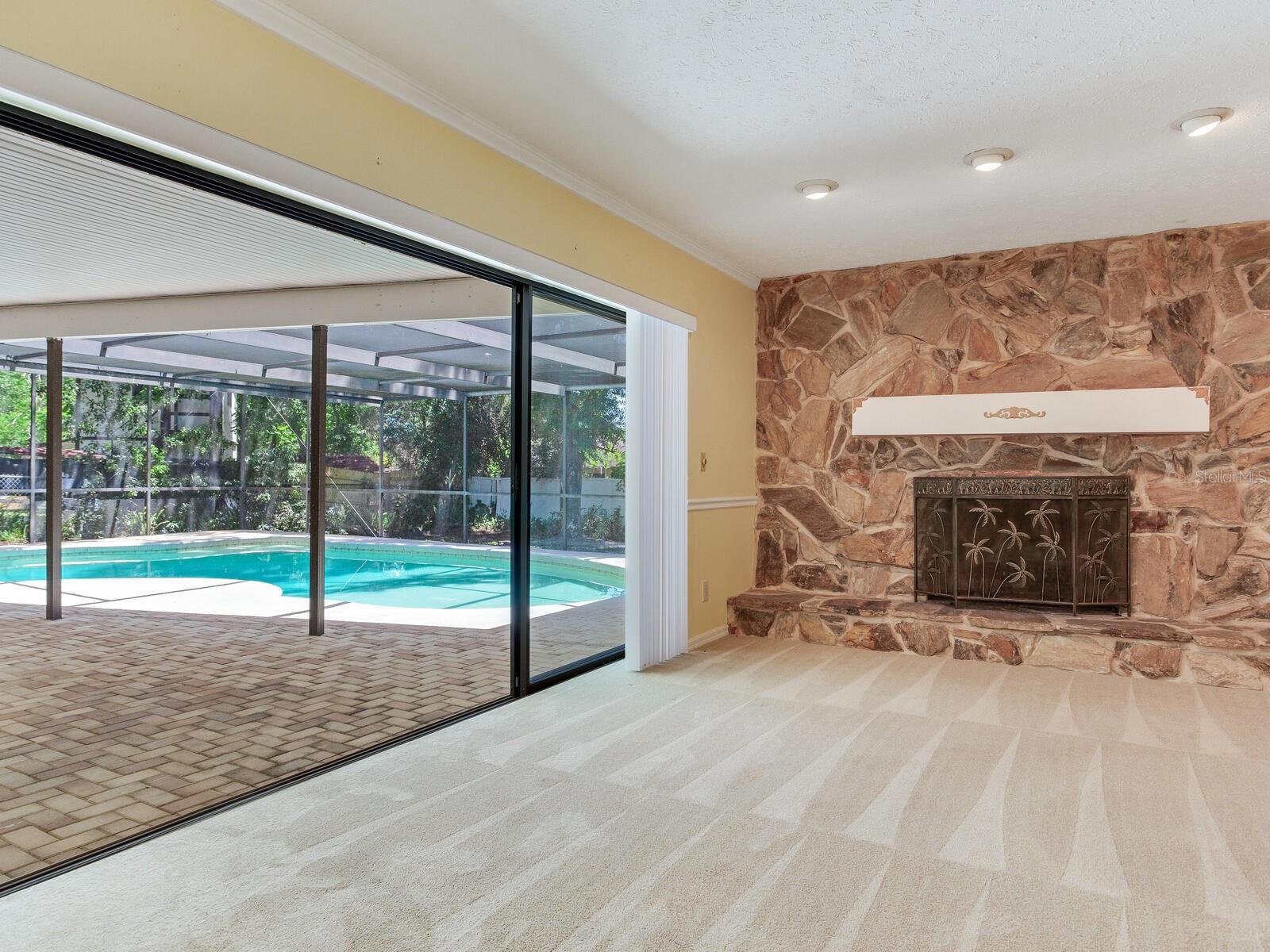 Listing photo id 25 for 2217 High Point Drive
