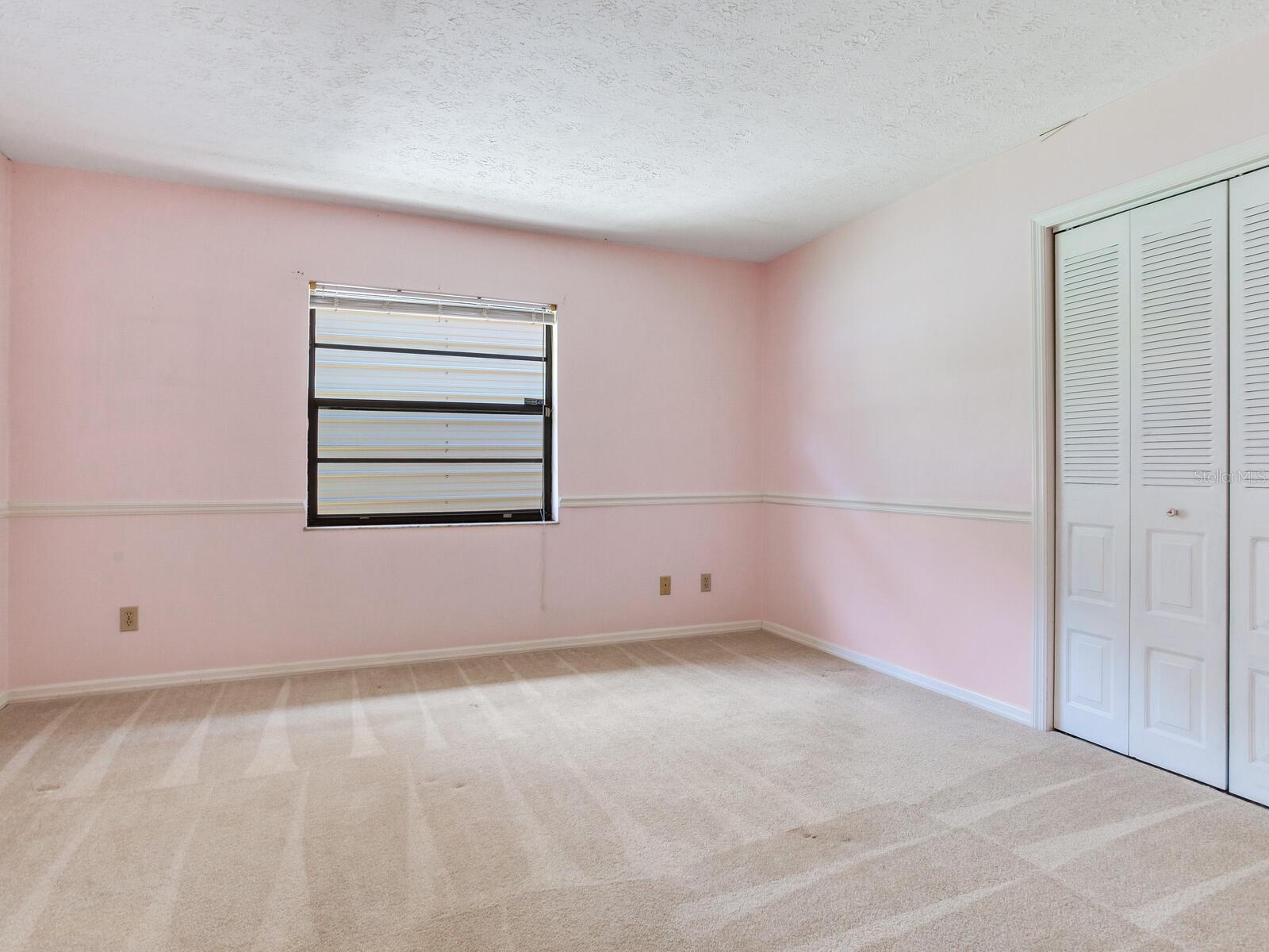 Listing photo id 27 for 2217 High Point Drive