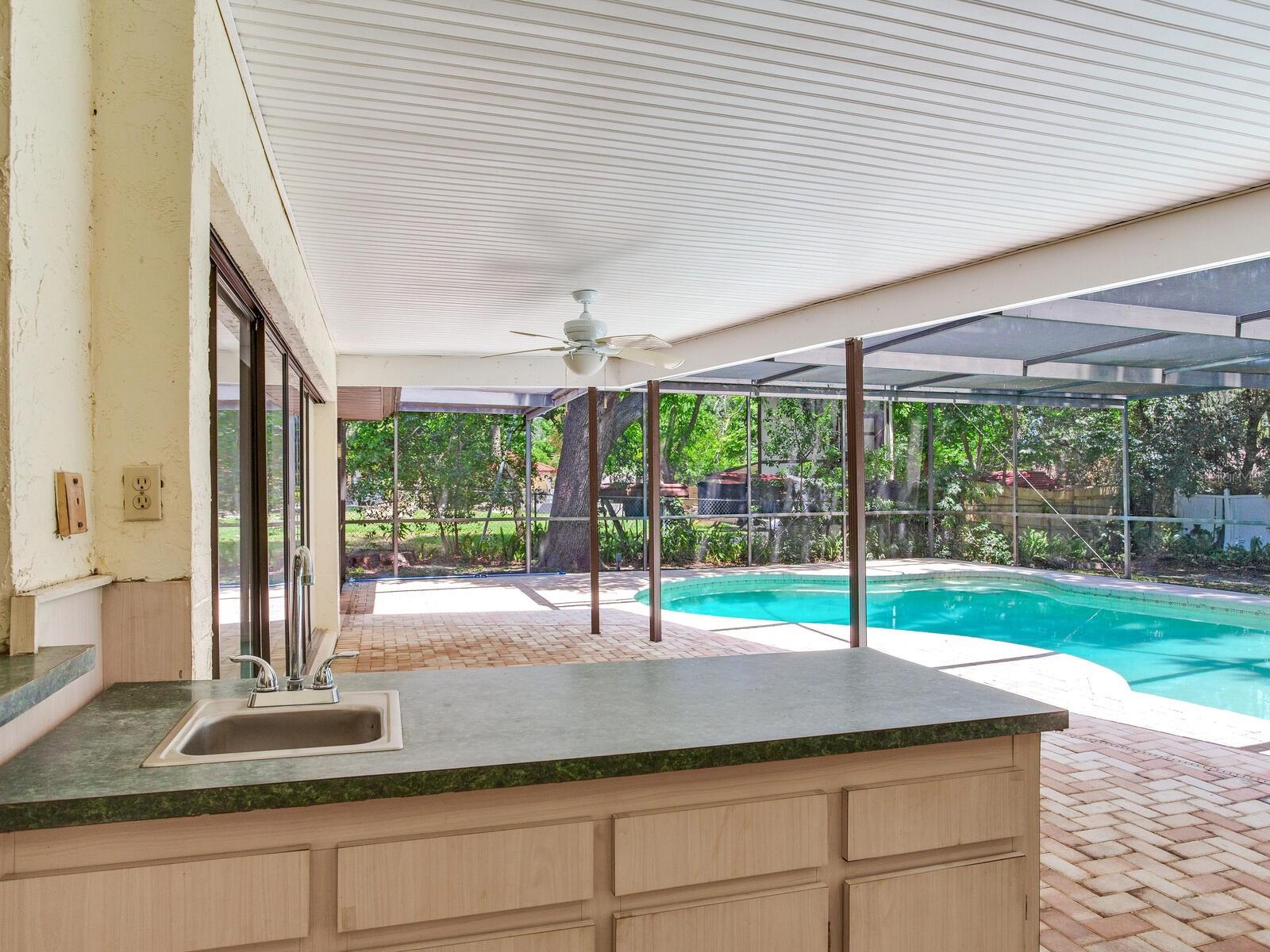Listing photo id 31 for 2217 High Point Drive