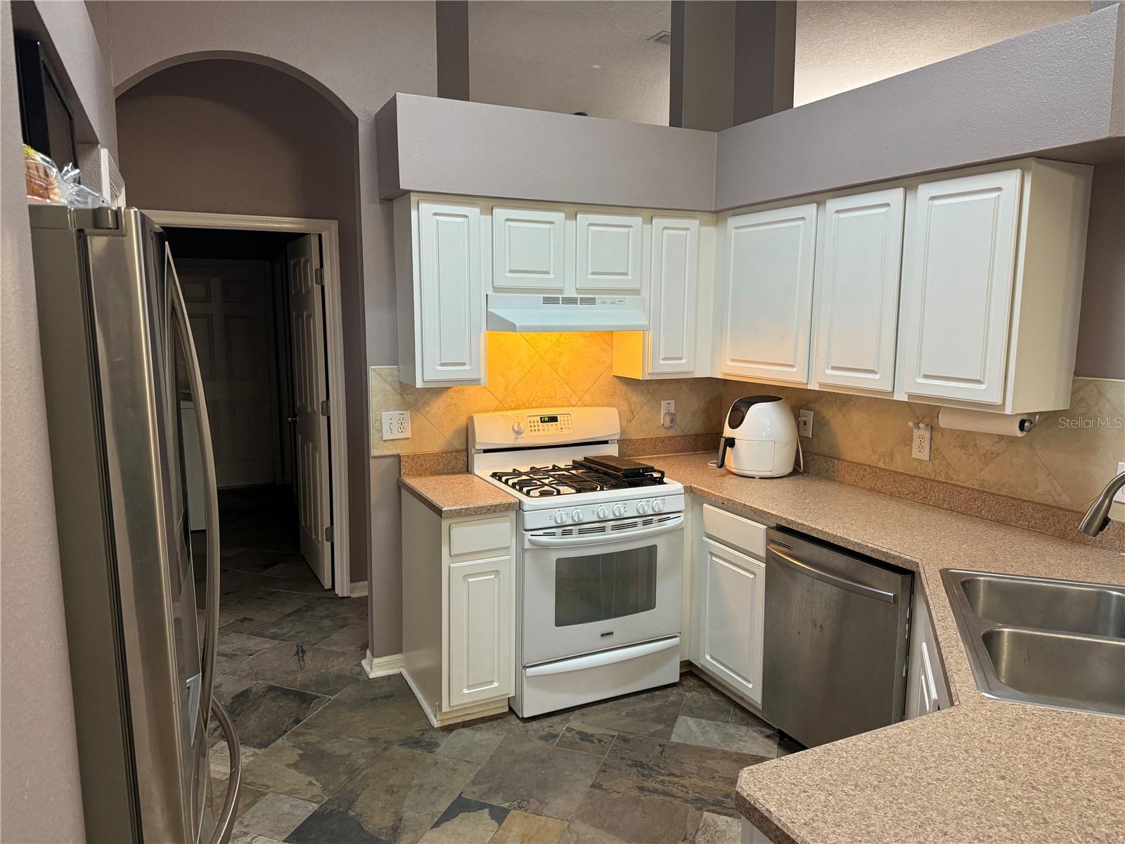 Image 4 of 22 For 10014 Cannon Drive
