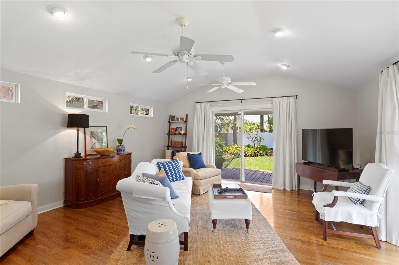 Image 22 of 40 For 3404 Leona Street