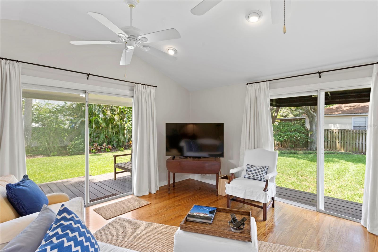 Image 24 of 40 For 3404 Leona Street
