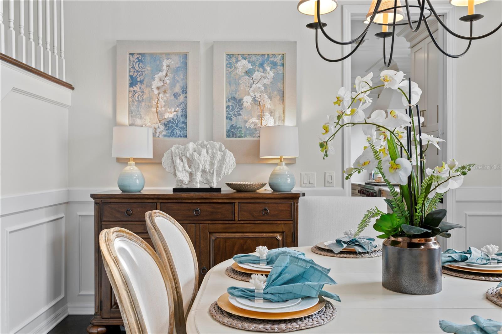 Listing photo id 9 for 2403 Sunset Drive