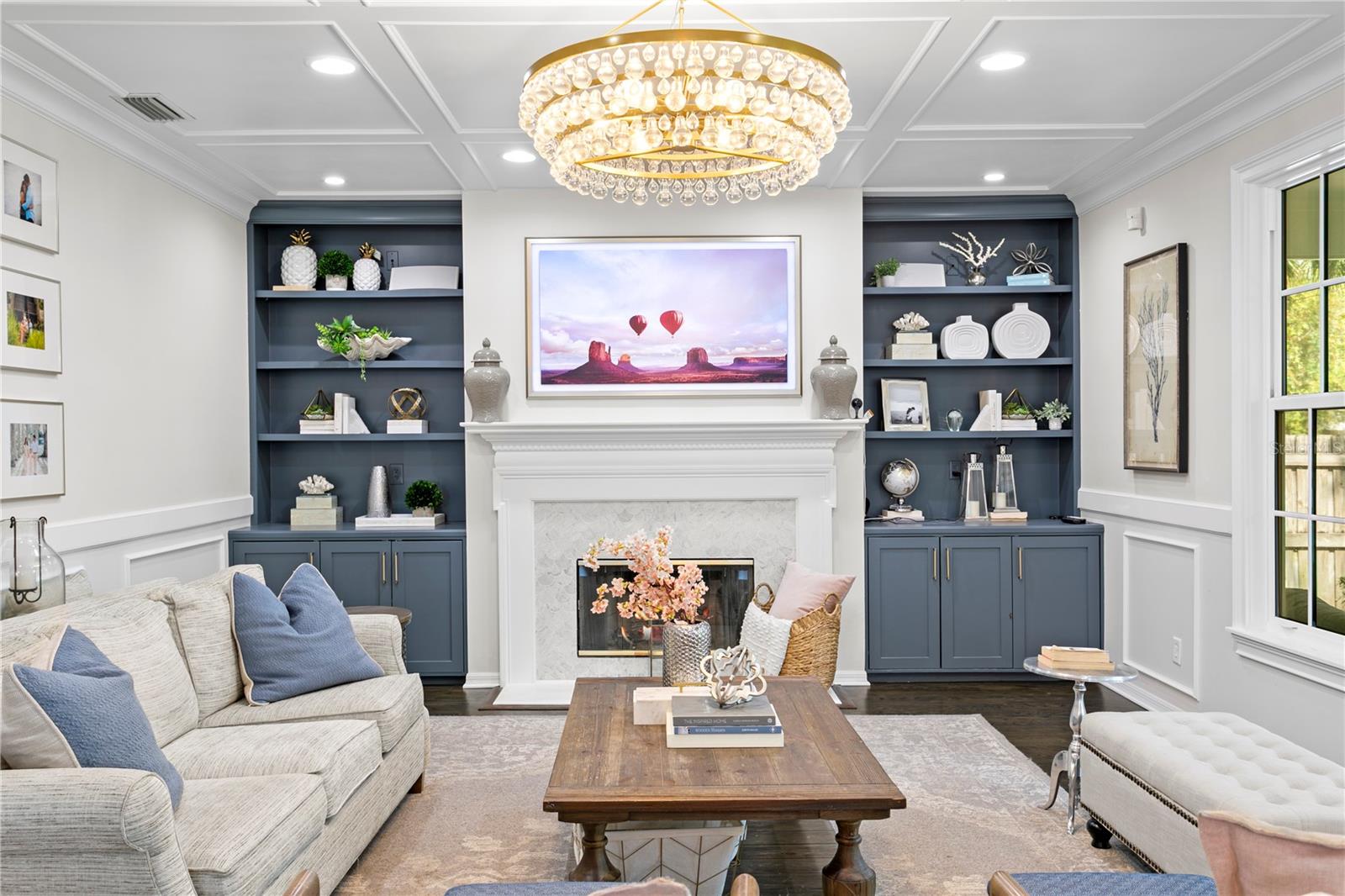 Listing photo id 23 for 2403 Sunset Drive