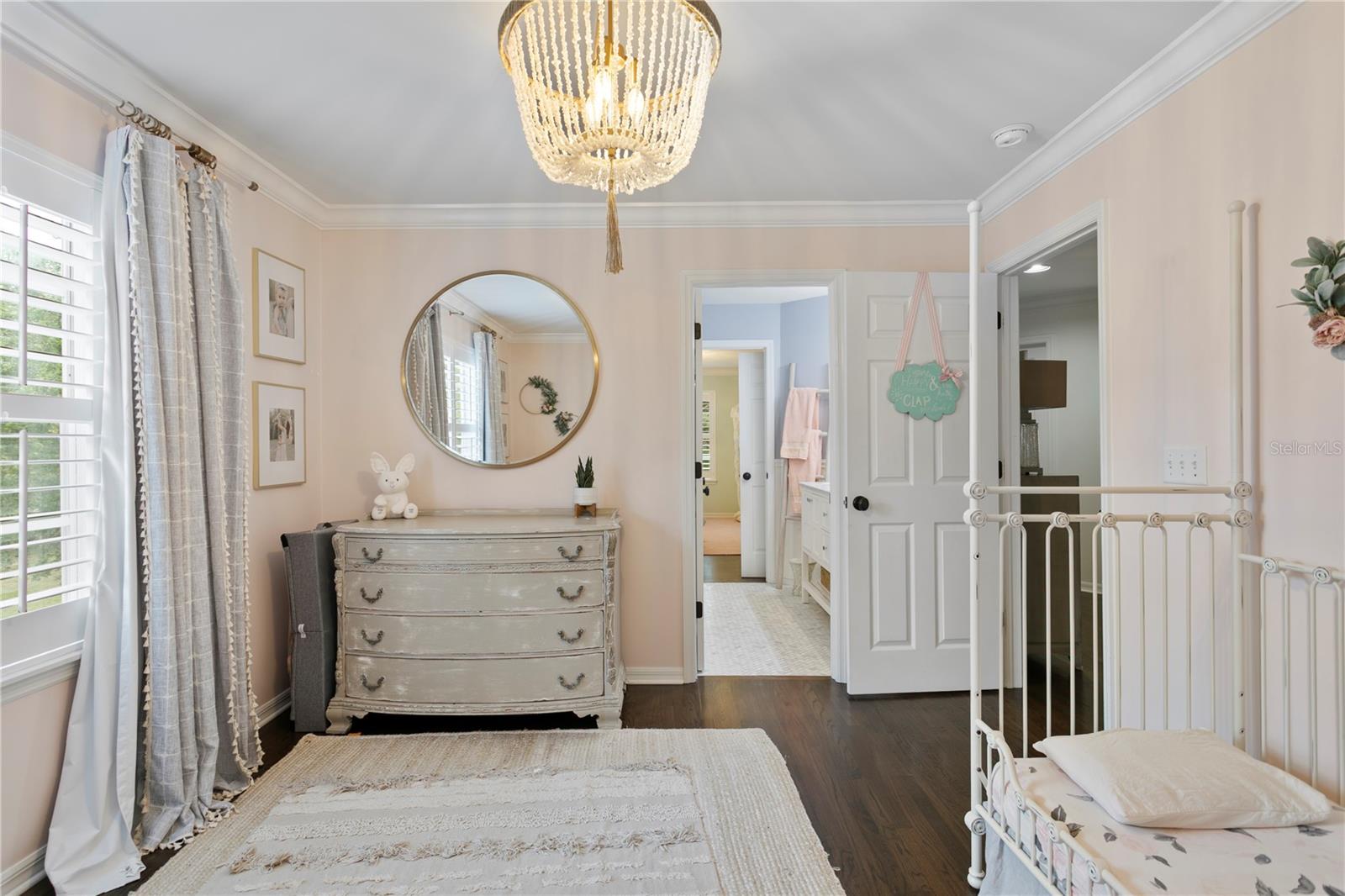Listing photo id 44 for 2403 Sunset Drive