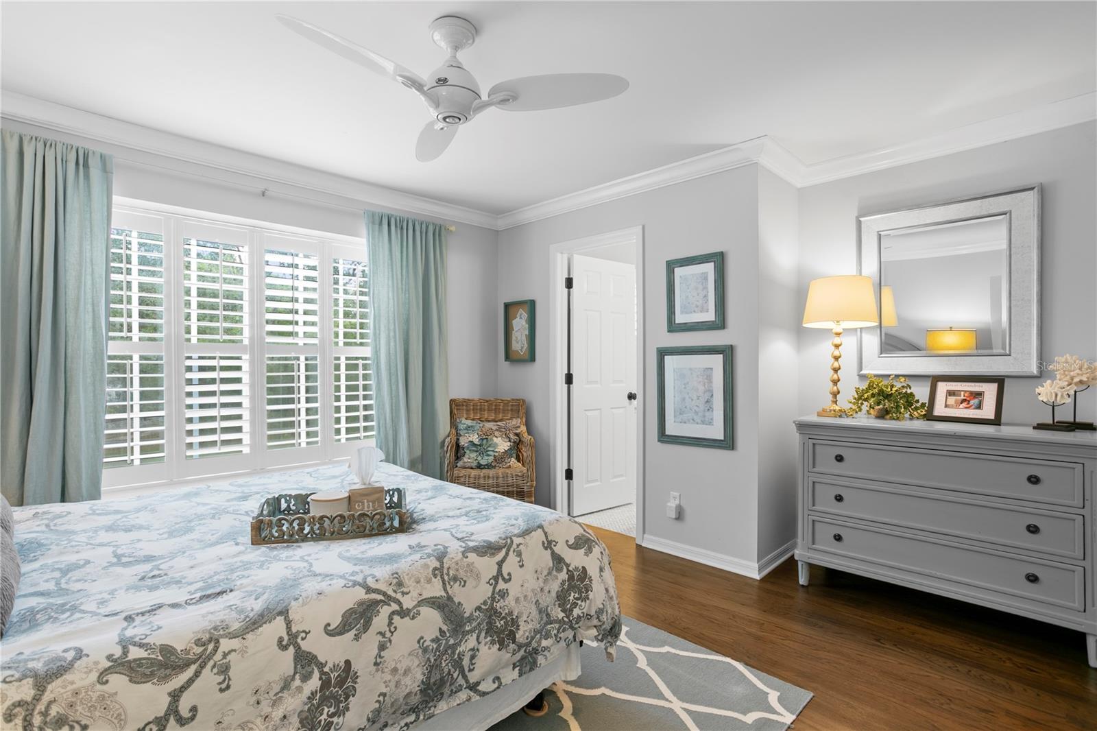 Listing photo id 45 for 2403 Sunset Drive