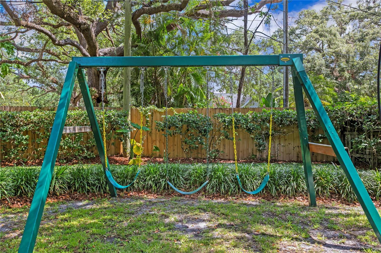 Listing photo id 59 for 2403 Sunset Drive