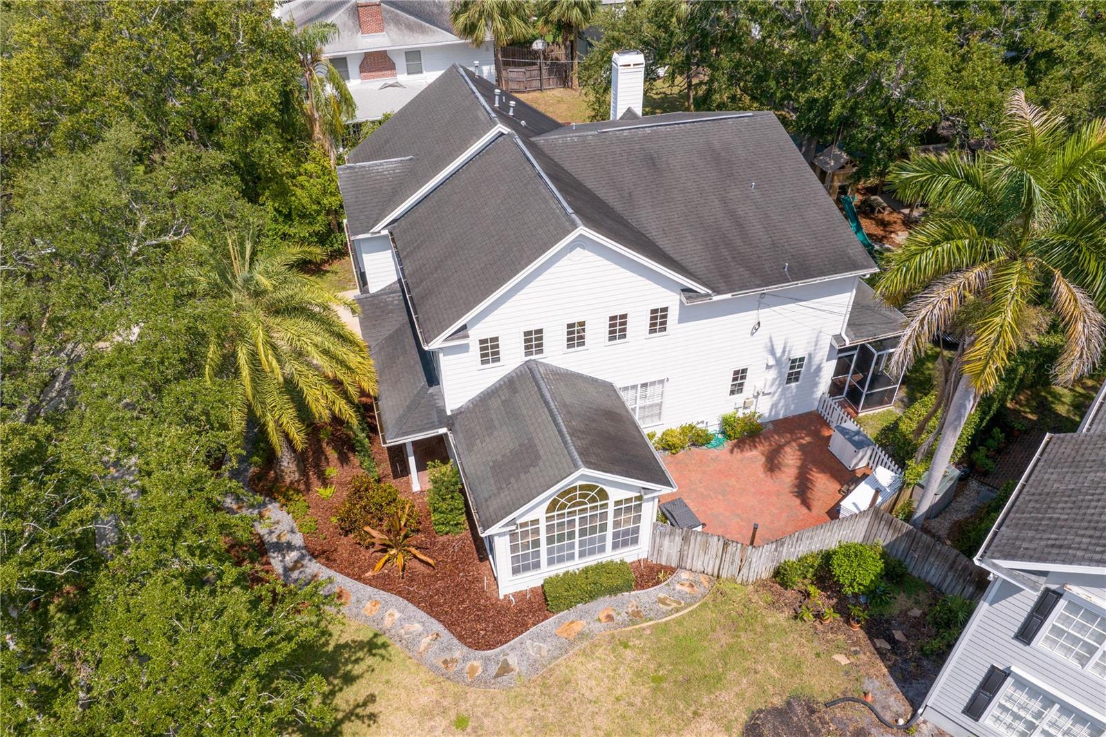 Listing photo id 63 for 2403 Sunset Drive