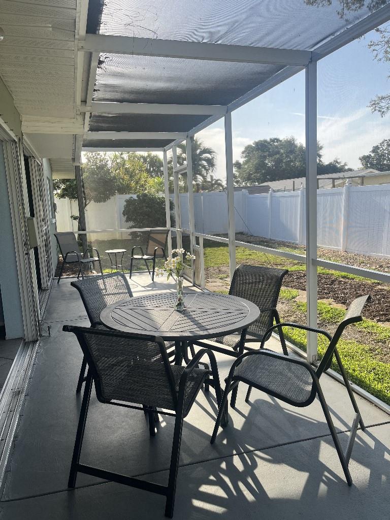 Image 10 of 11 For 13000 90th Avenue