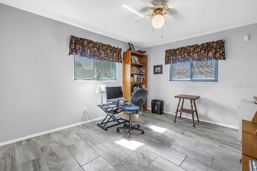 Image 33 of 47 For 13000 90th Avenue