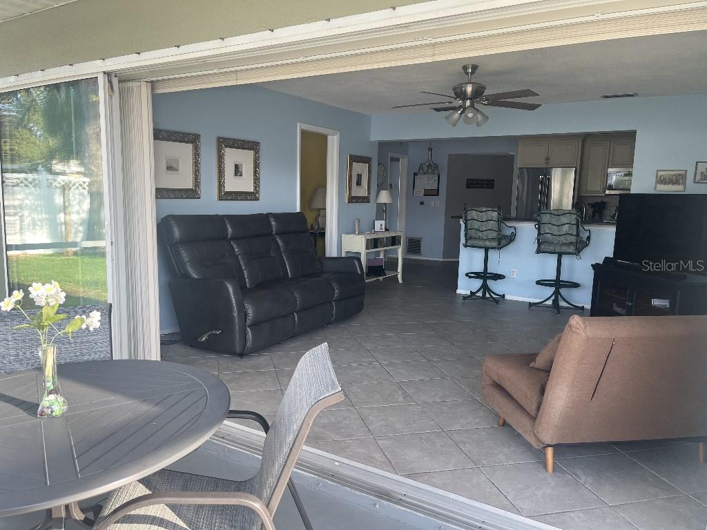 Image 6 of 11 For 13000 90th Avenue