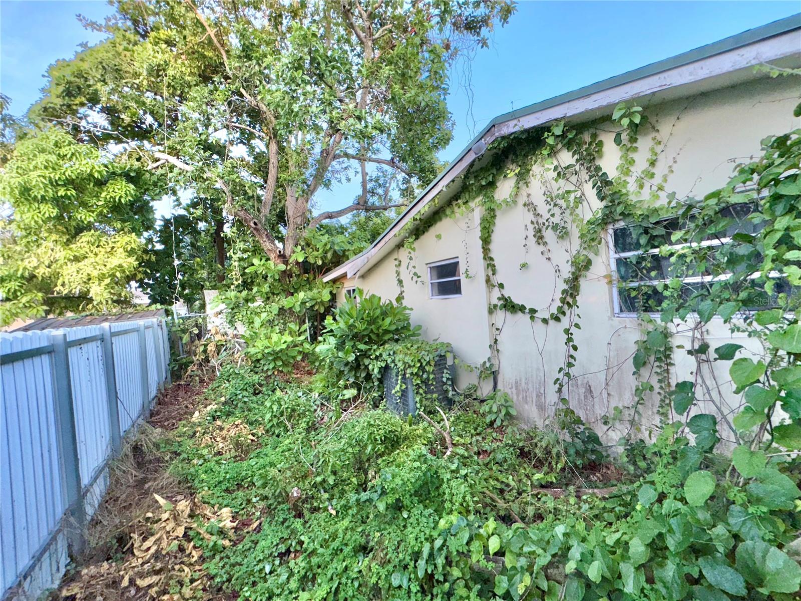 Image 27 of 31 For 17781 113th Avenue