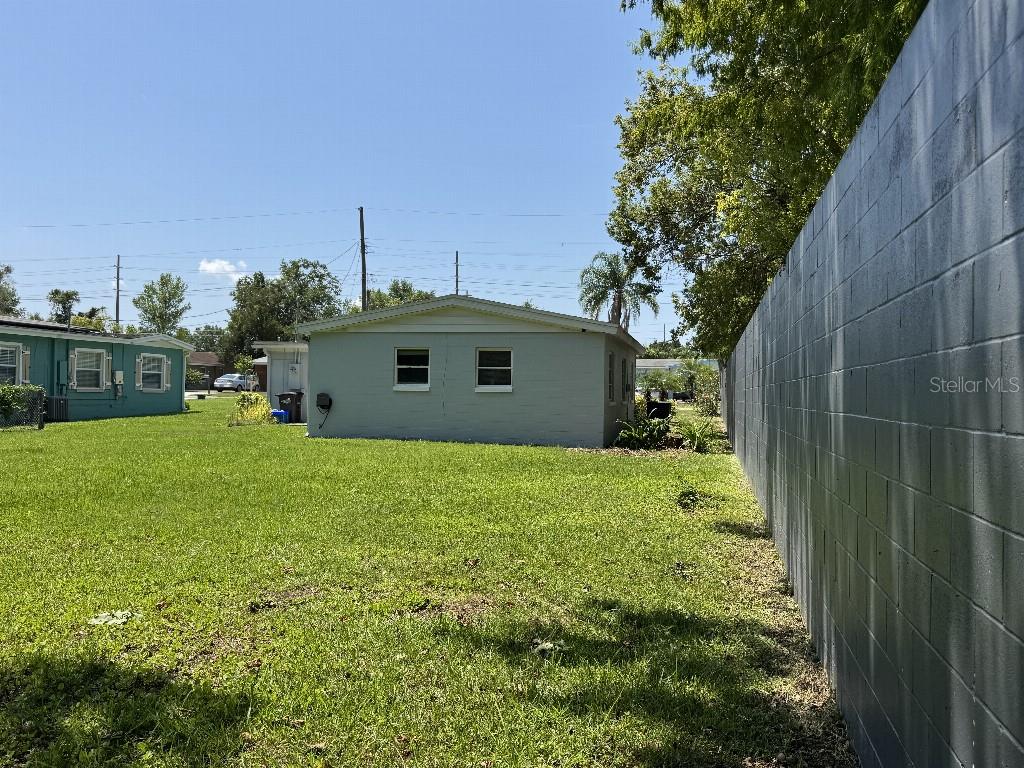 Image 8 of 21 For 705 Grandview Avenue