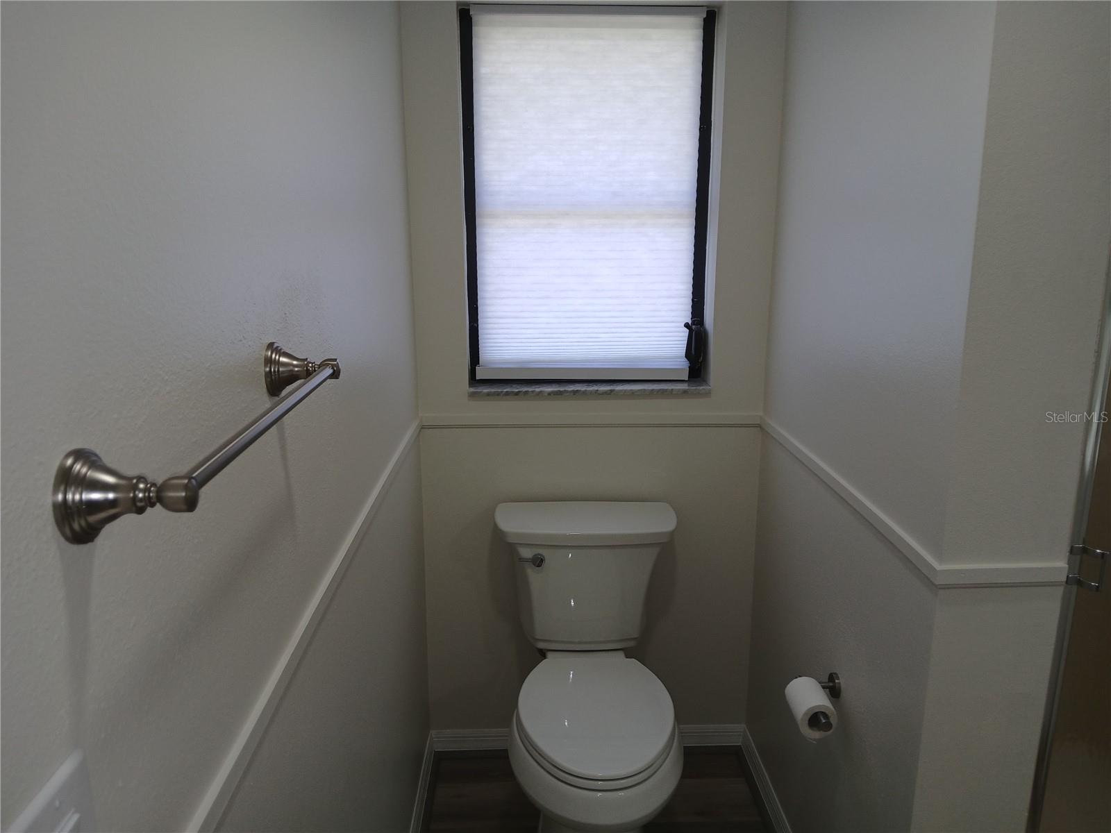 Image 18 of 20 For 405 Lemonwood Drive