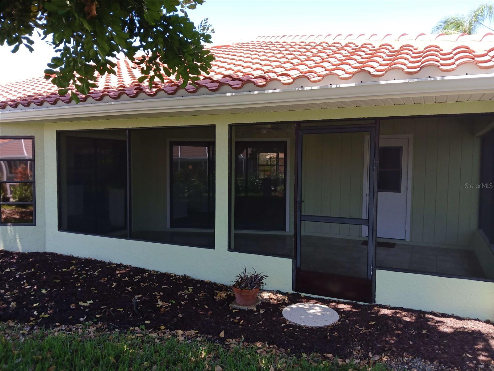 Image 6 of 20 For 405 Lemonwood Drive