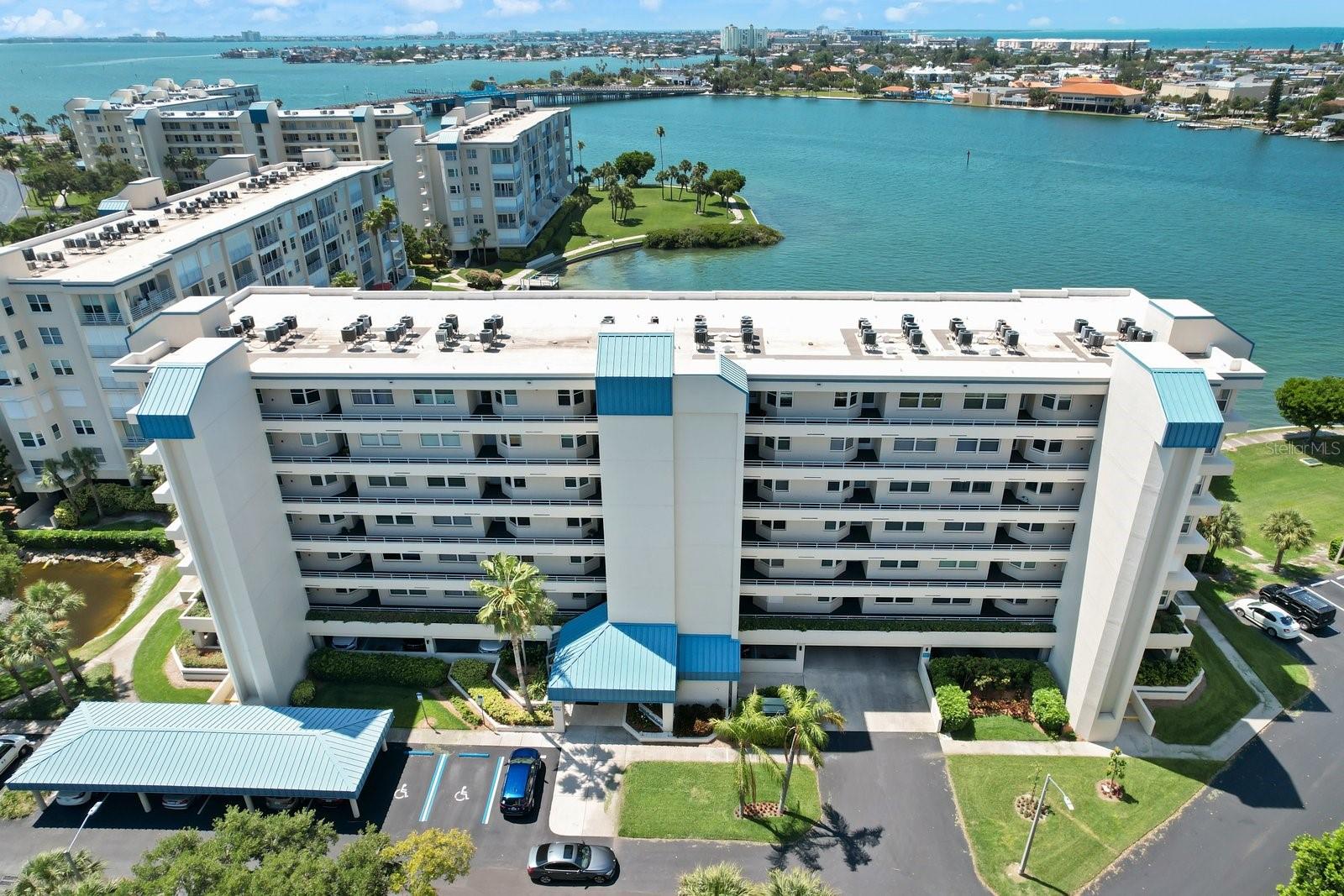 Image 4 of 58 For 7912 Sailboat Key Boulevard S 108