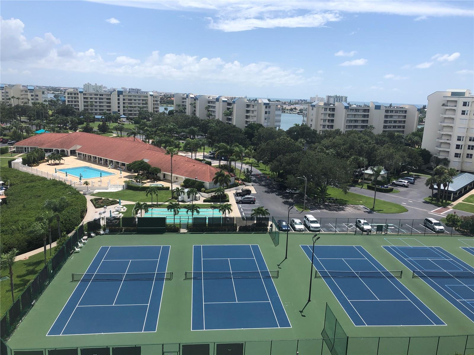 Image 41 of 58 For 7912 Sailboat Key Boulevard S 108