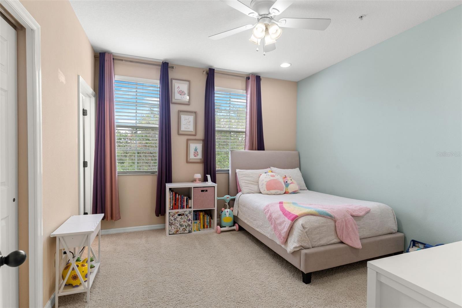 Image 23 of 31 For 918 Sombra Street