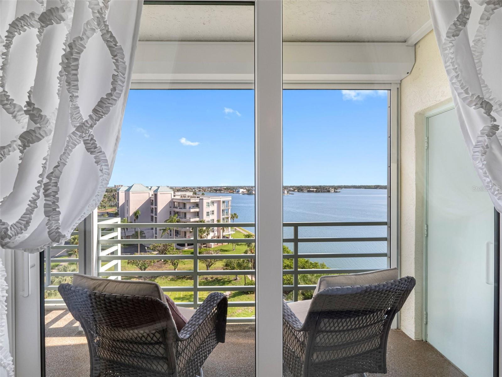 Image 33 of 76 For 7979 Sailboat Key Boulevard S 601