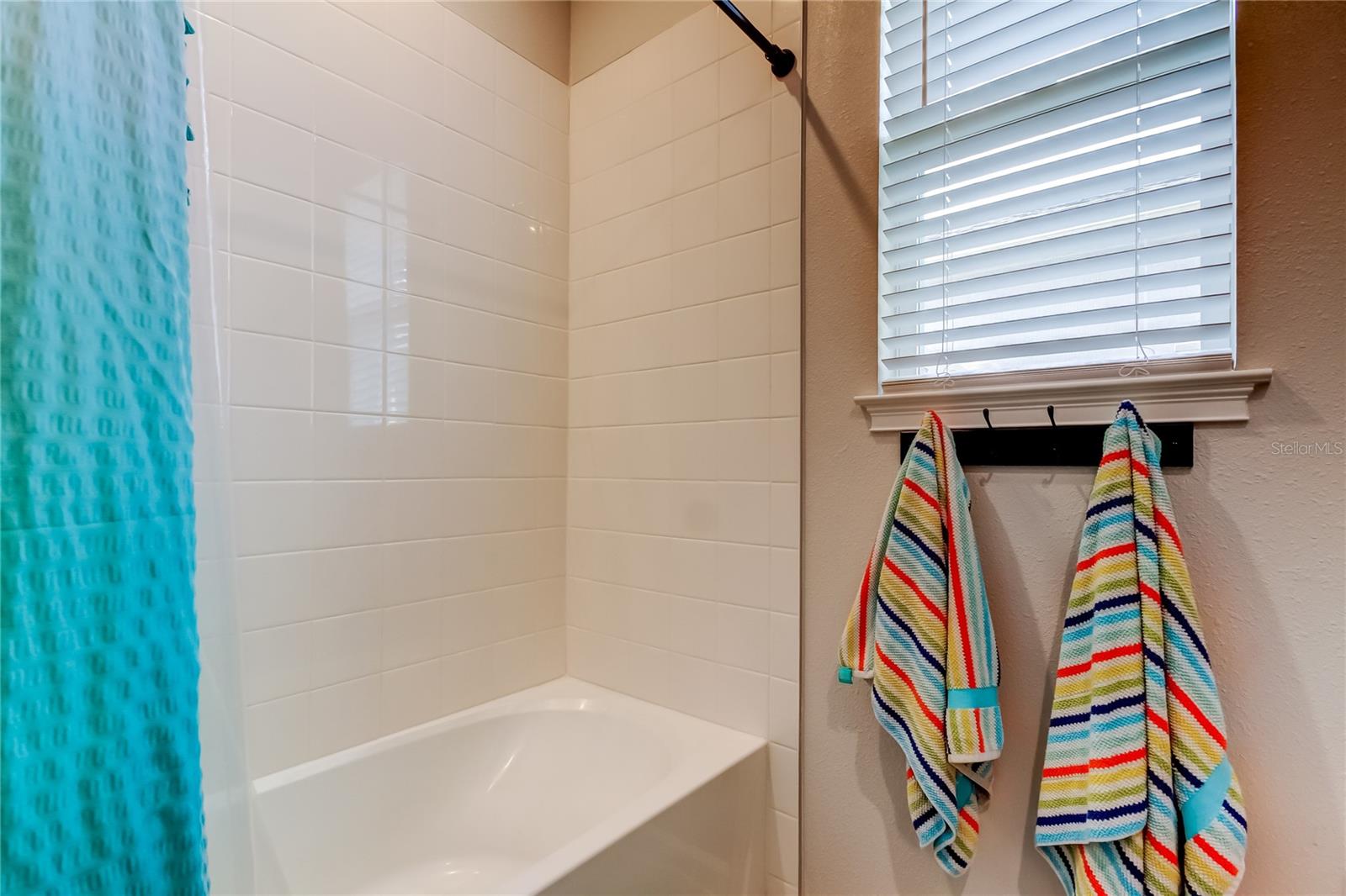 Listing photo id 30 for 2456 Arbor Wind Drive