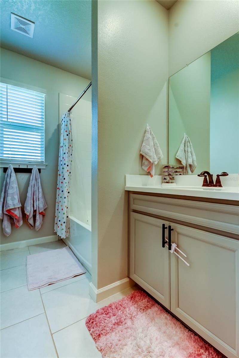Listing photo id 34 for 2456 Arbor Wind Drive
