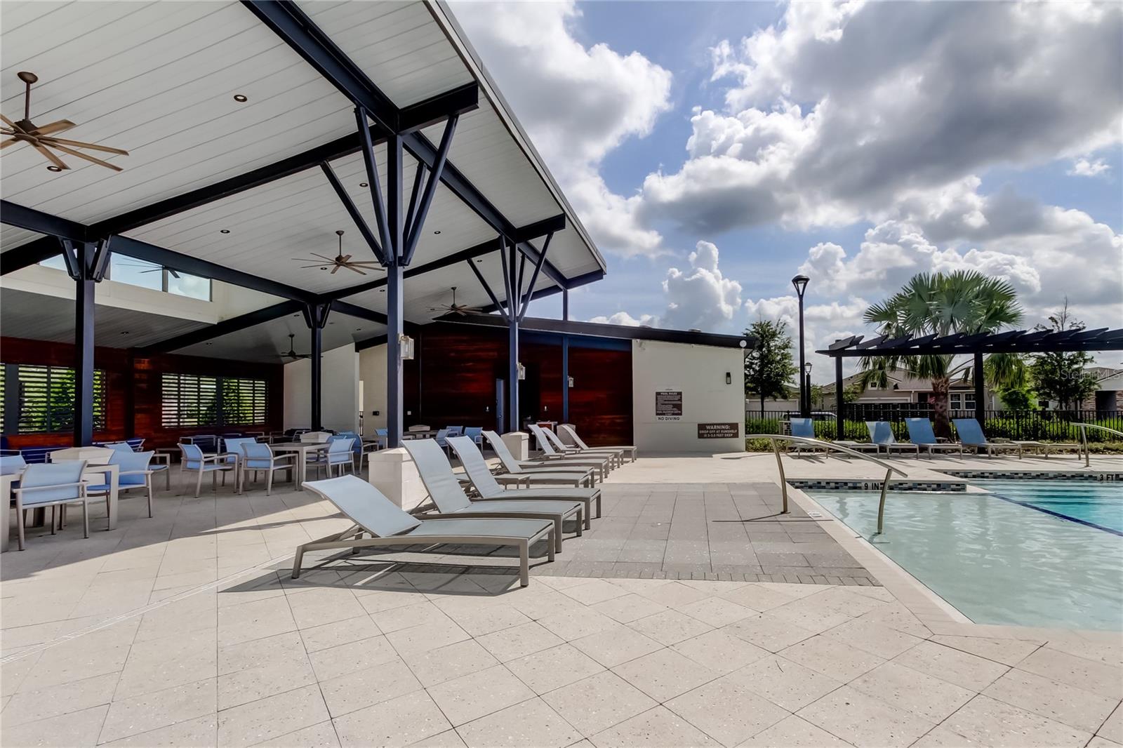 Listing photo id 47 for 2456 Arbor Wind Drive