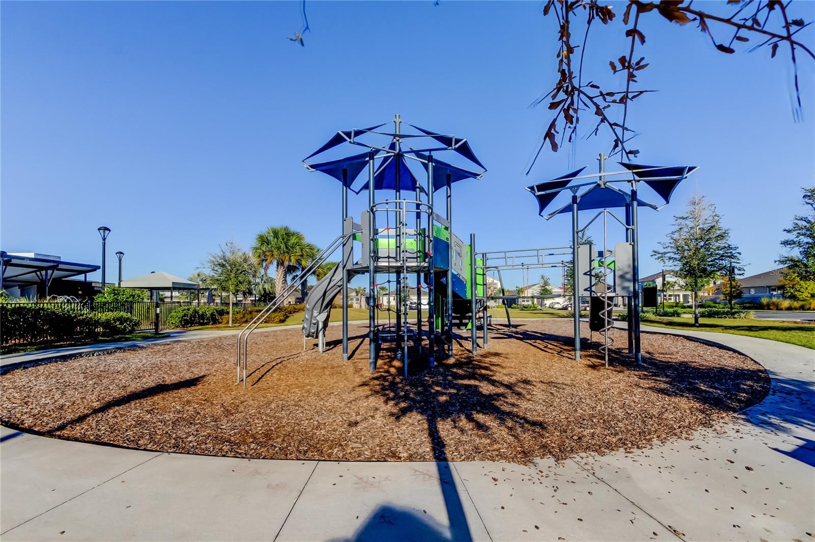 Listing photo id 49 for 2456 Arbor Wind Drive