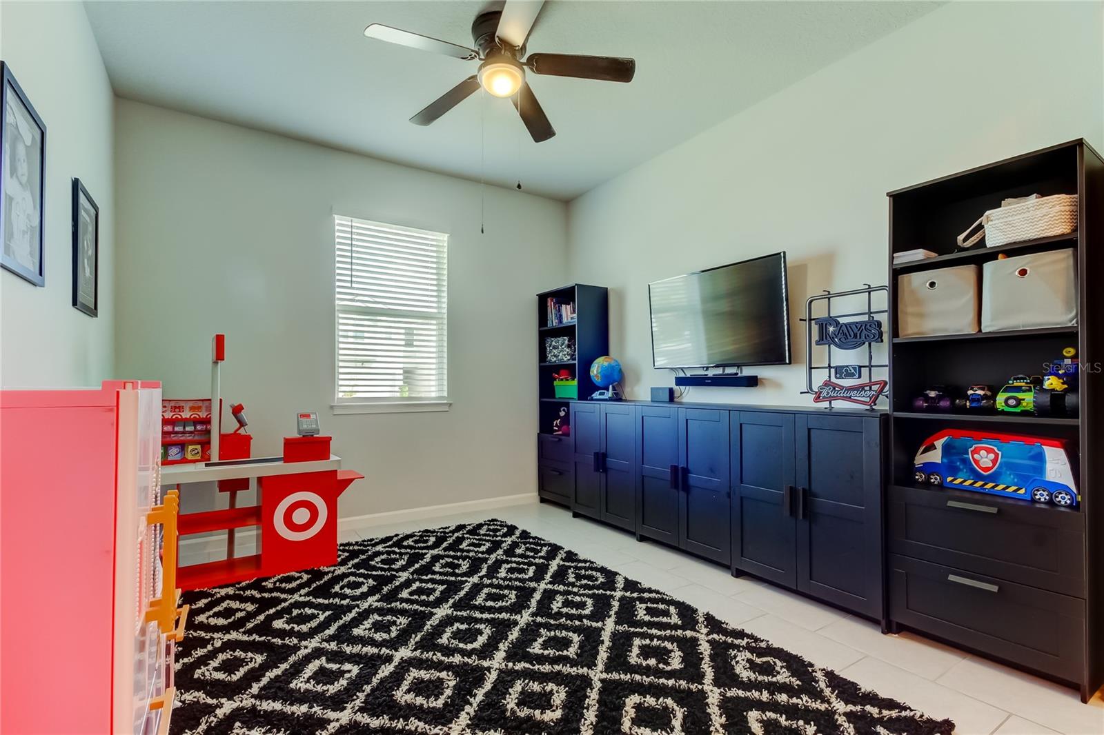 Listing photo id 4 for 2456 Arbor Wind Drive