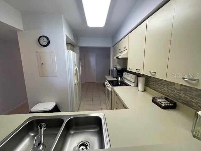Image 6 of 16 For 5701 Bahia Del Mar Circle N 402