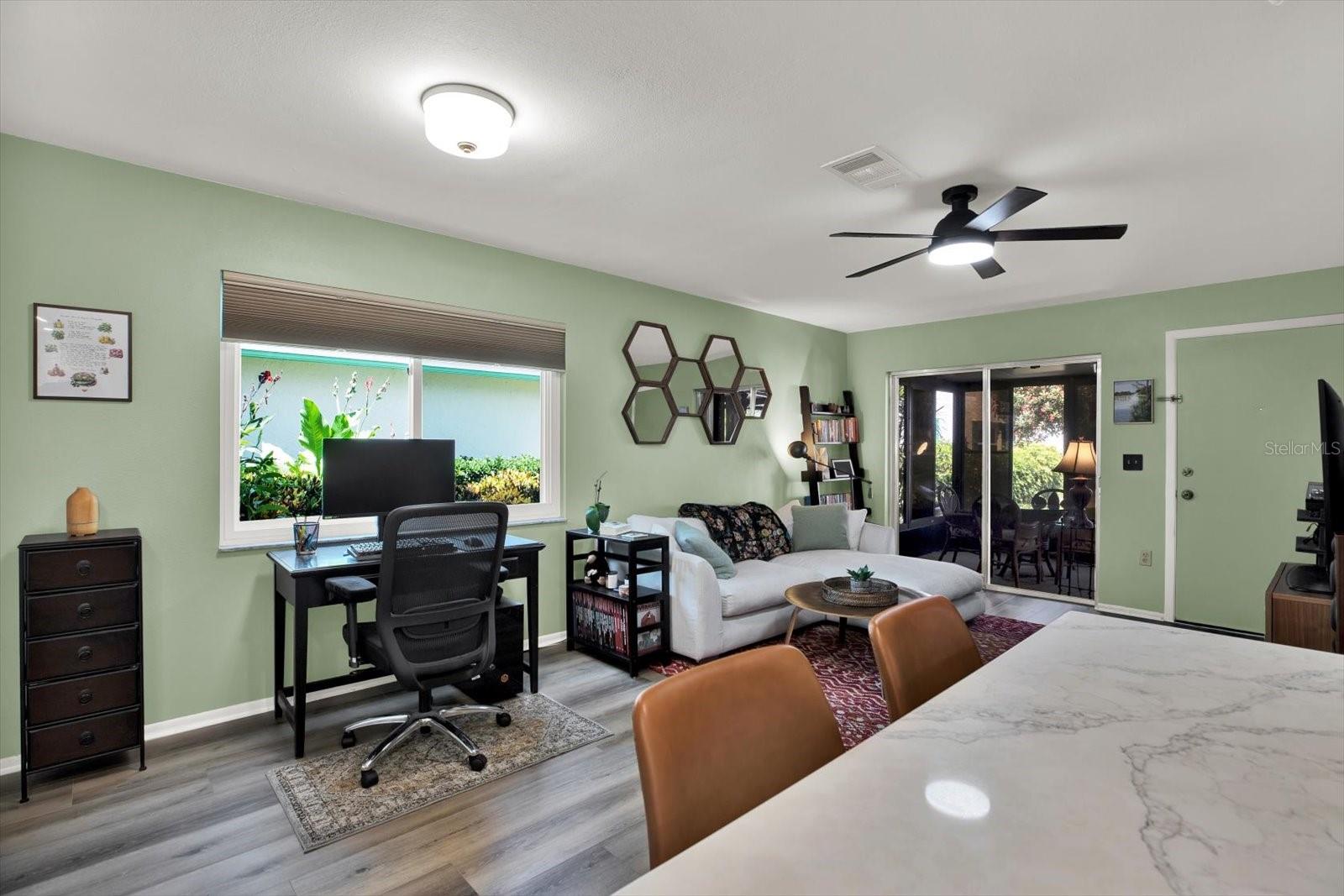 Image 10 of 31 For 3229 40th Lane S C
