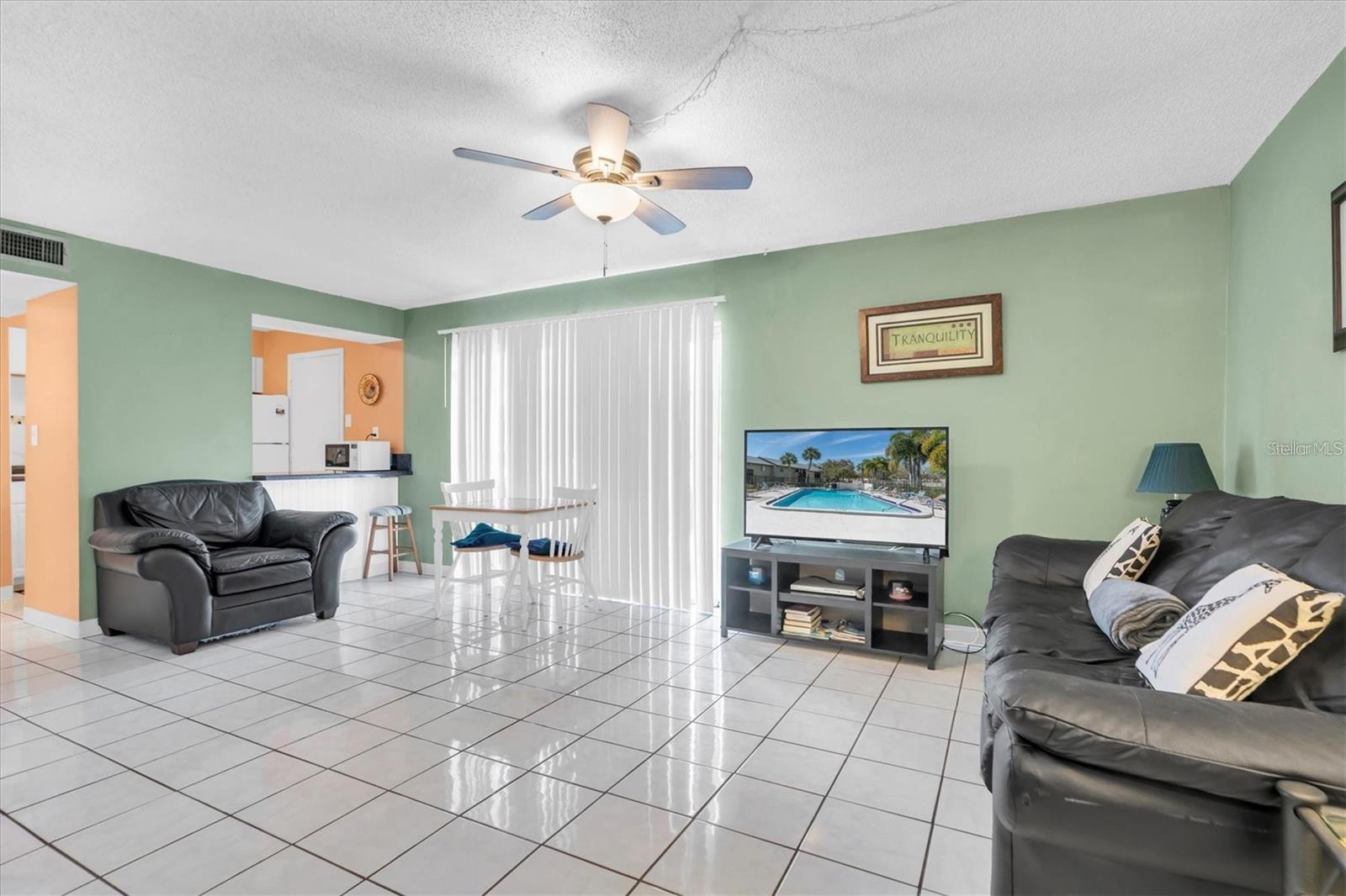 Image 4 of 14 For 4215 Bay Drive 1702a