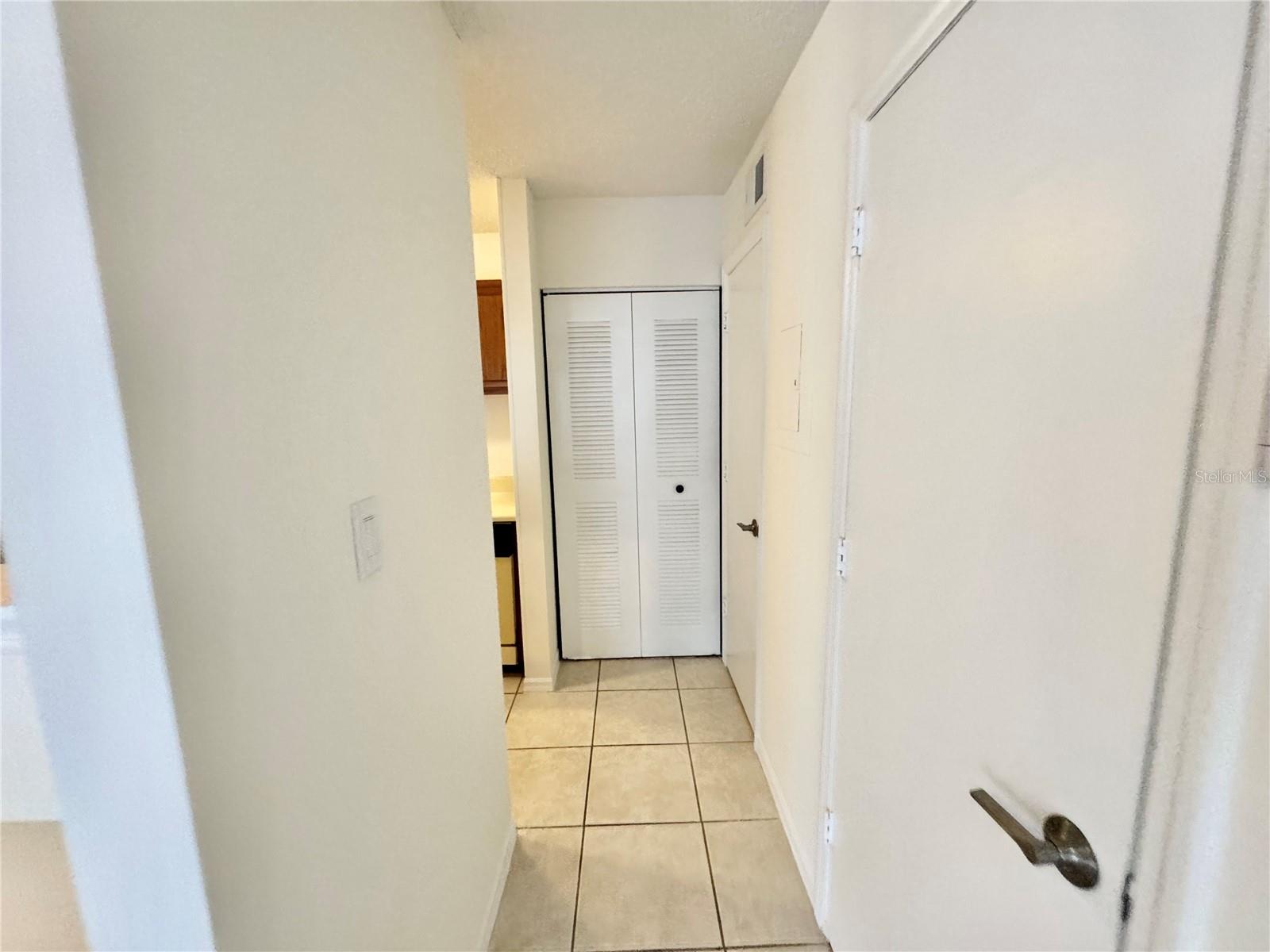 Image 12 of 68 For 2302 Maki Road 58