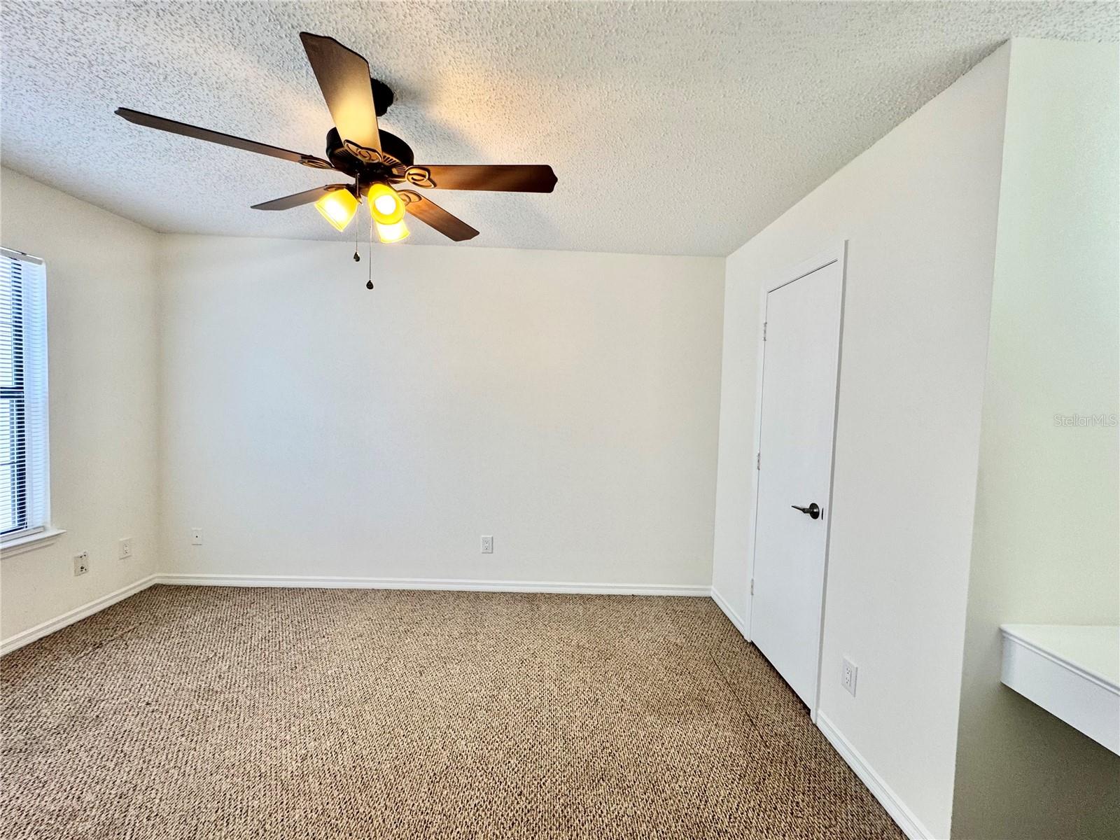 Image 33 of 68 For 2302 Maki Road 58