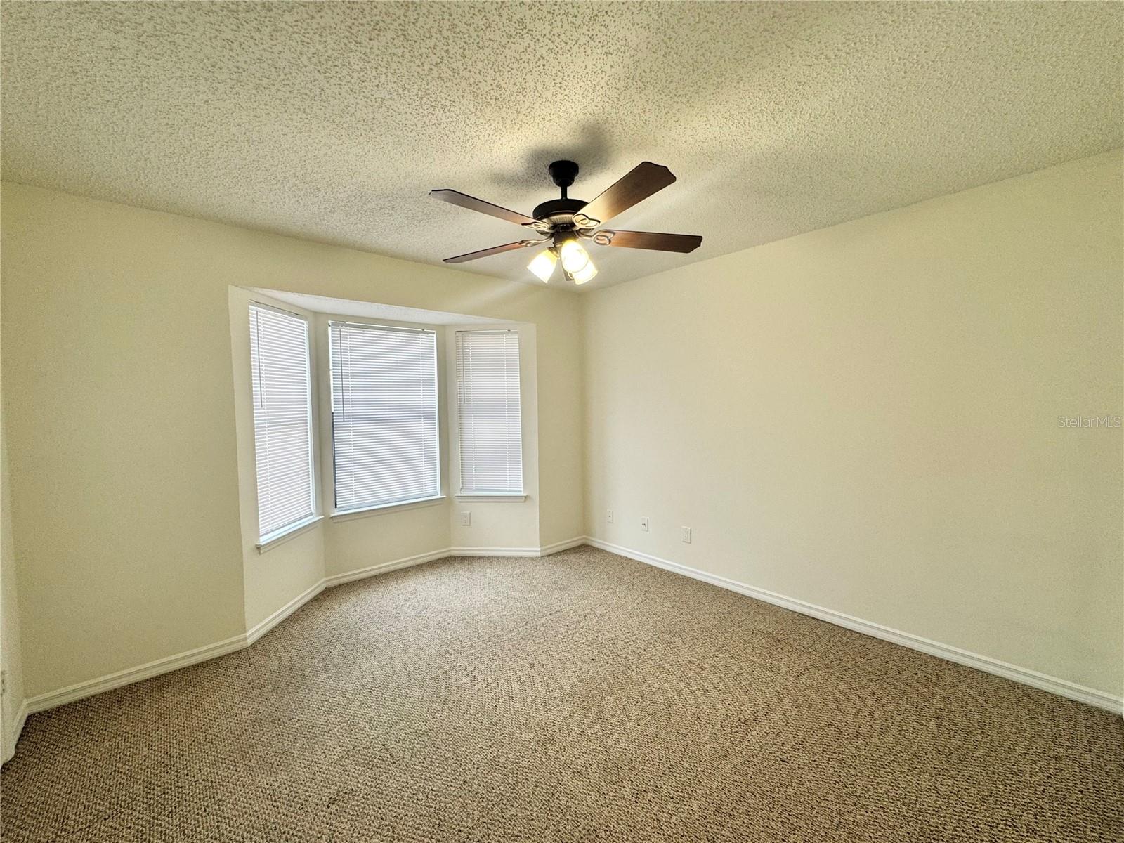 Image 44 of 68 For 2302 Maki Road 58