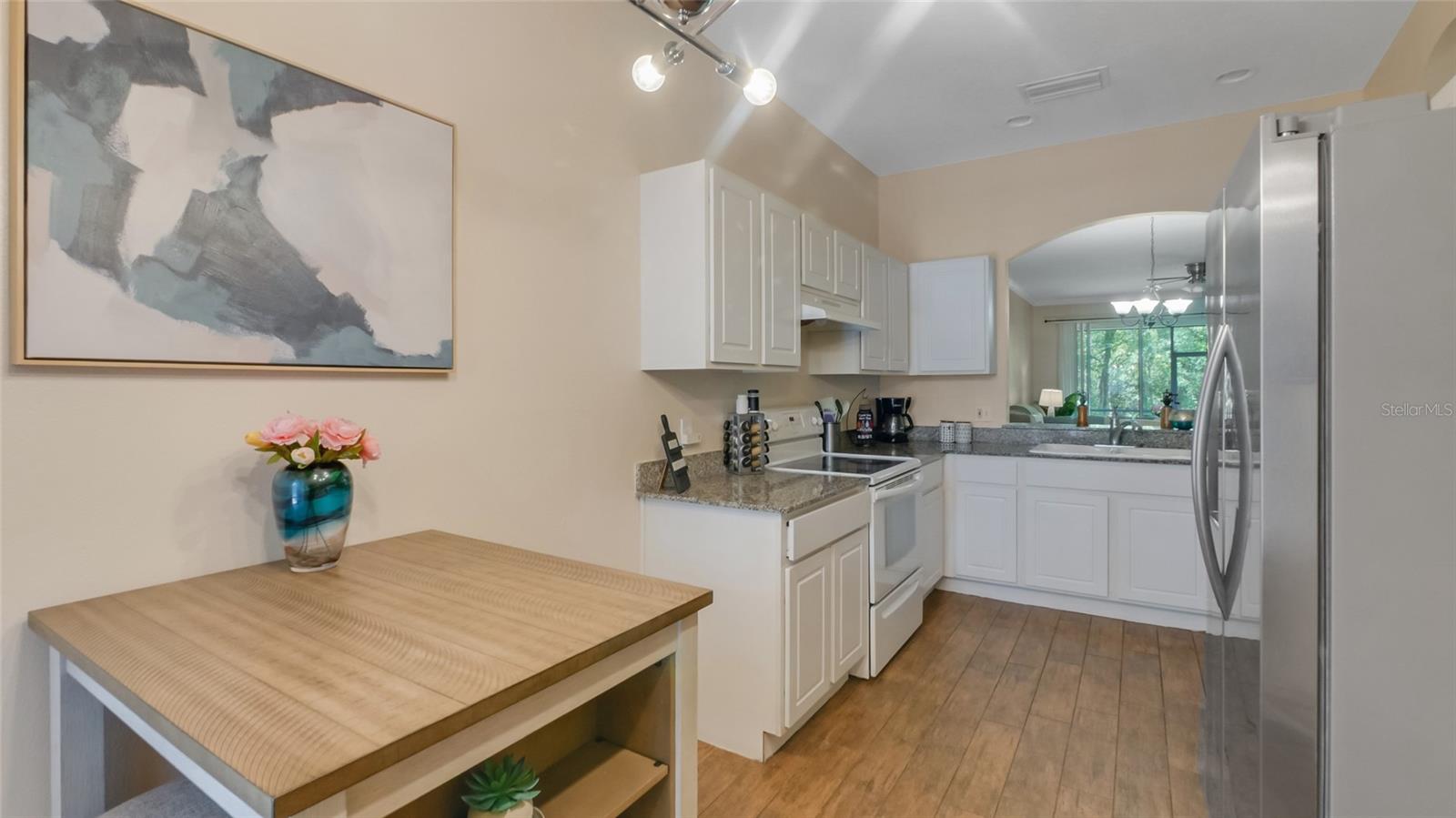 Image 10 of 41 For 18148 Nassau Point Drive